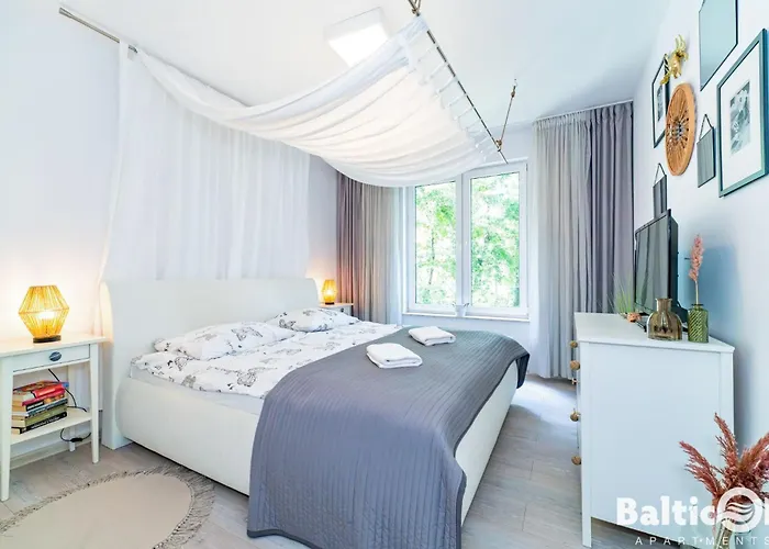 y Balticon Polanki - Sauna, Fitness Inclusive - Basen Latem, Pool Im Sommer